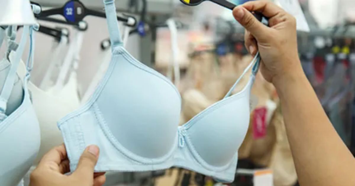 Signs That You're Ready to Transition From a Sports Bra to Regular Bras