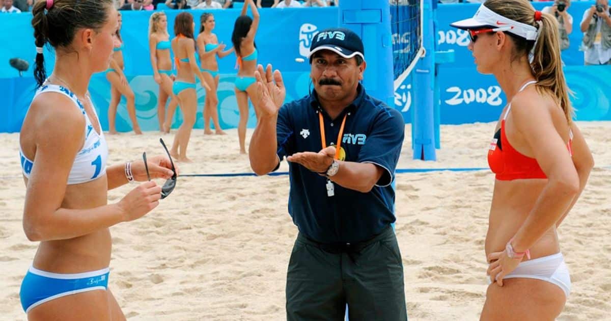 How Does Beach Volleyball Scoring Work